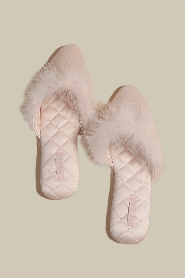 Satin slippers with Feathers in Pink