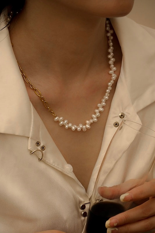 Beaded Necklace with Freshwater Pearls