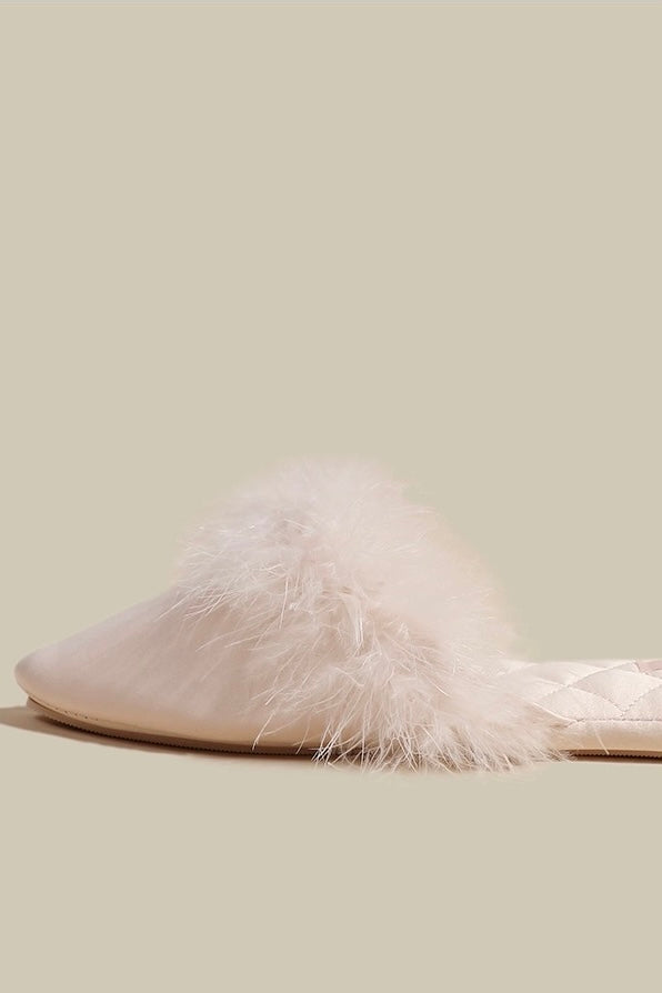 Satin slippers with Feathers in Pink