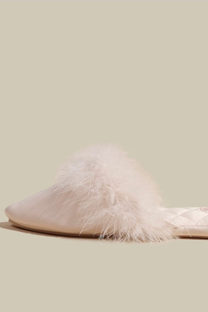 Satin slippers with Feathers in Pink